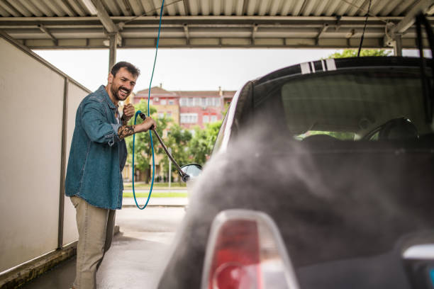 Best Garage Pressure Washing  in Santa Paula, CA